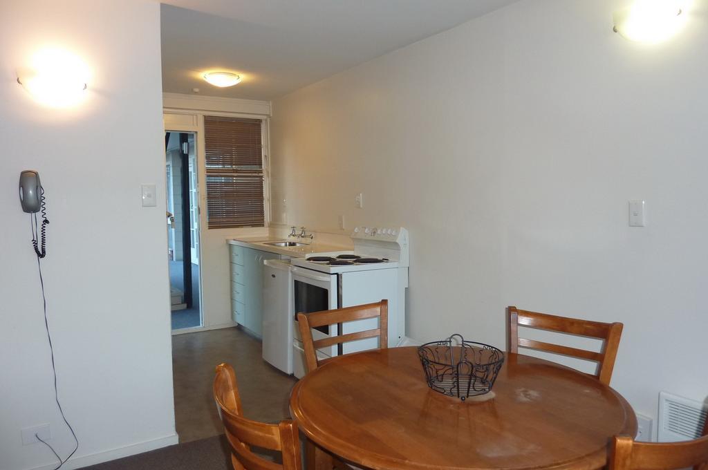 Colonial Inn Motel Christchurch Ruang foto