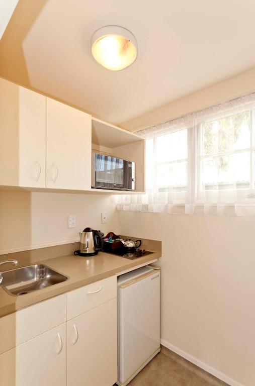 Colonial Inn Motel Christchurch Bagian luar foto