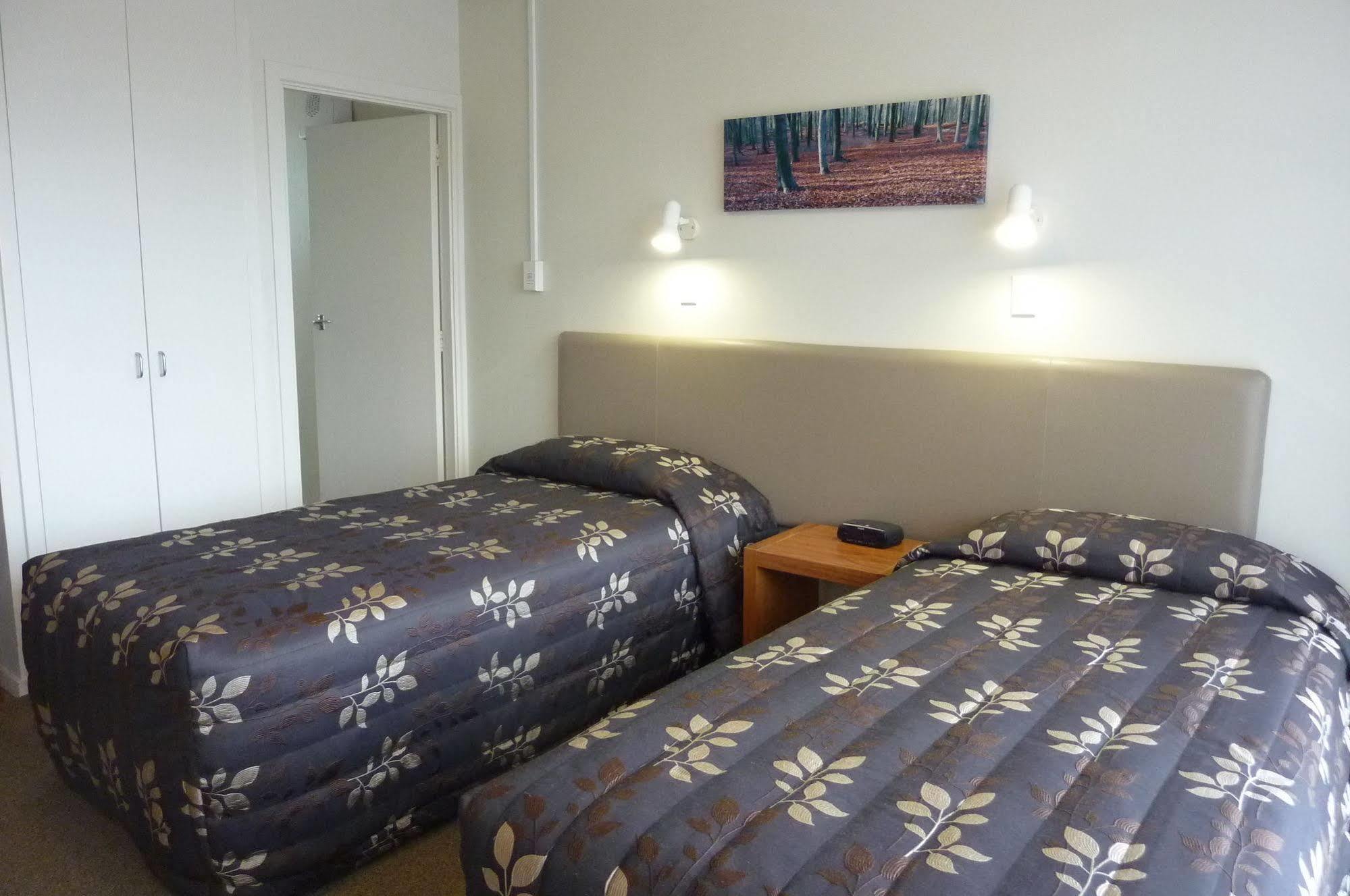 Colonial Inn Motel Christchurch Bagian luar foto